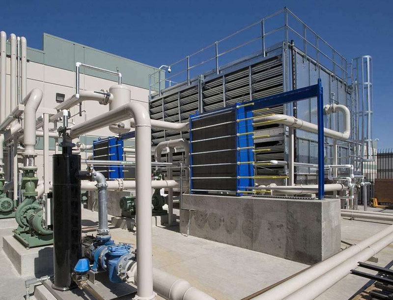 逆流蒸发式冷凝器