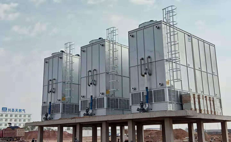 逆流闭式冷却塔